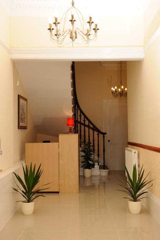 Edinburgh City Suites Bagian luar foto