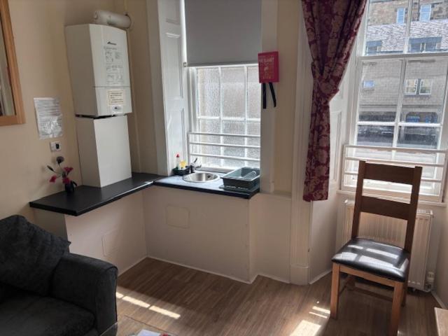 Edinburgh City Suites Bagian luar foto